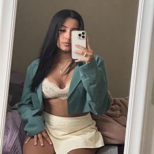 Meet your Posher, Maria fernanda